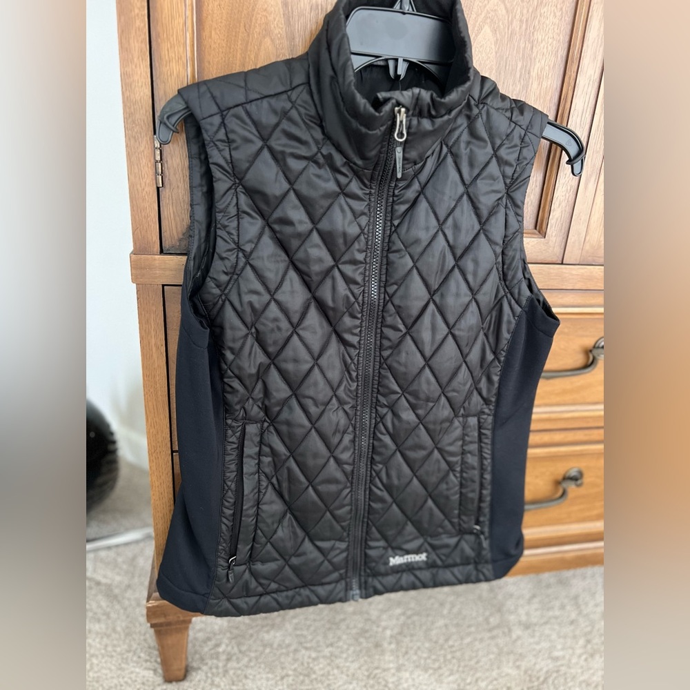 Marmot women’s black vest